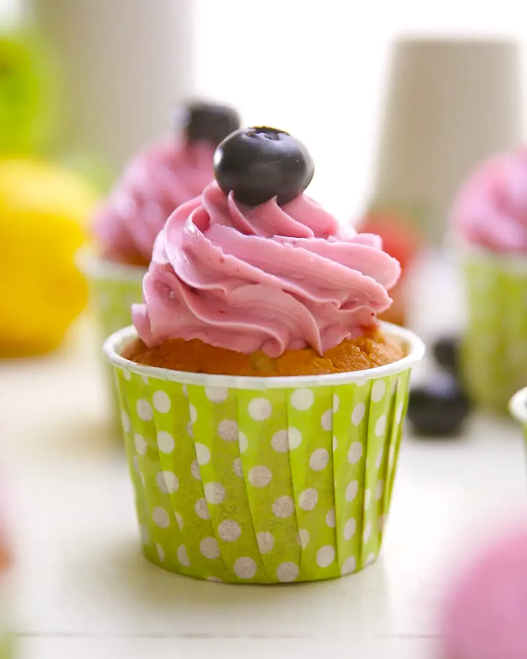 047 A24-WEBP-CUPCAKES AUX BLEUETS0